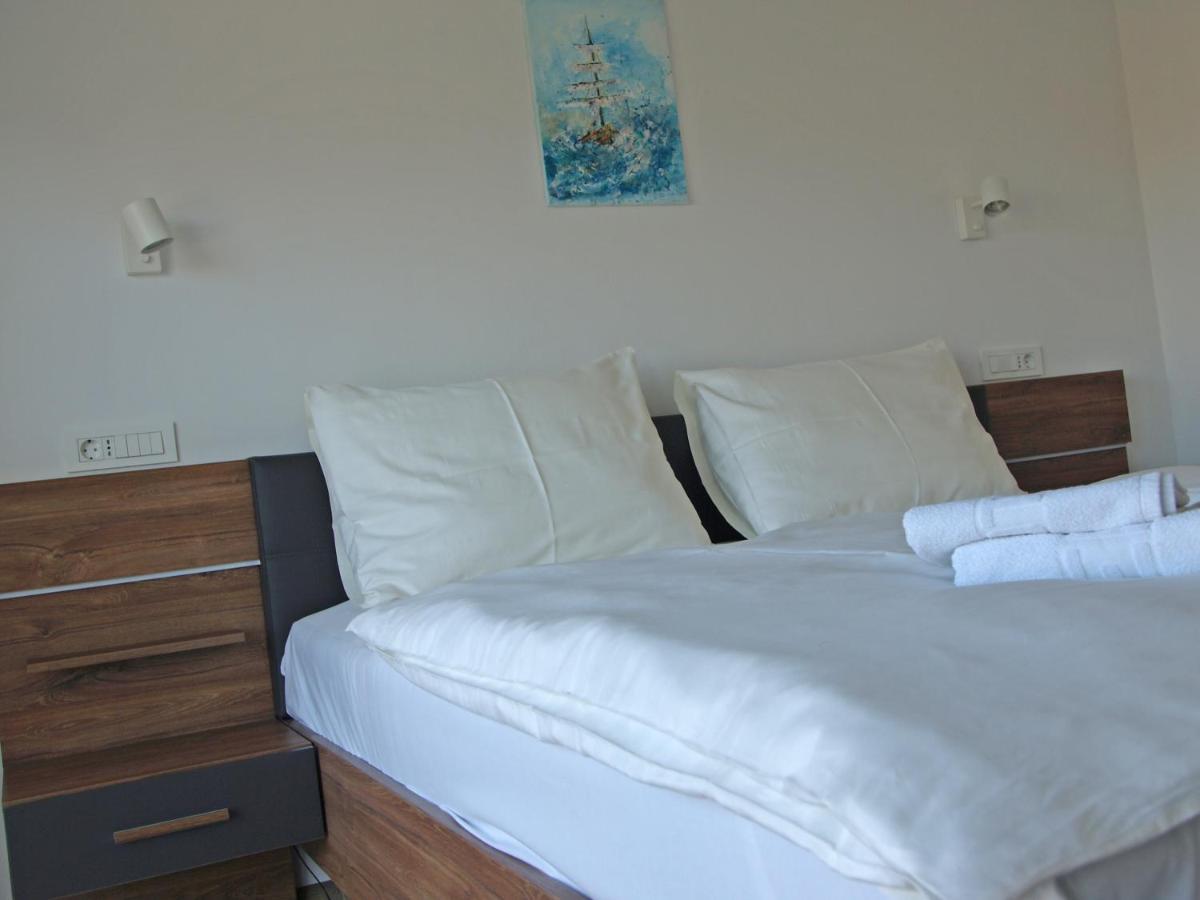 Villa Papalina 3 Barbat na Rabu Экстерьер фото